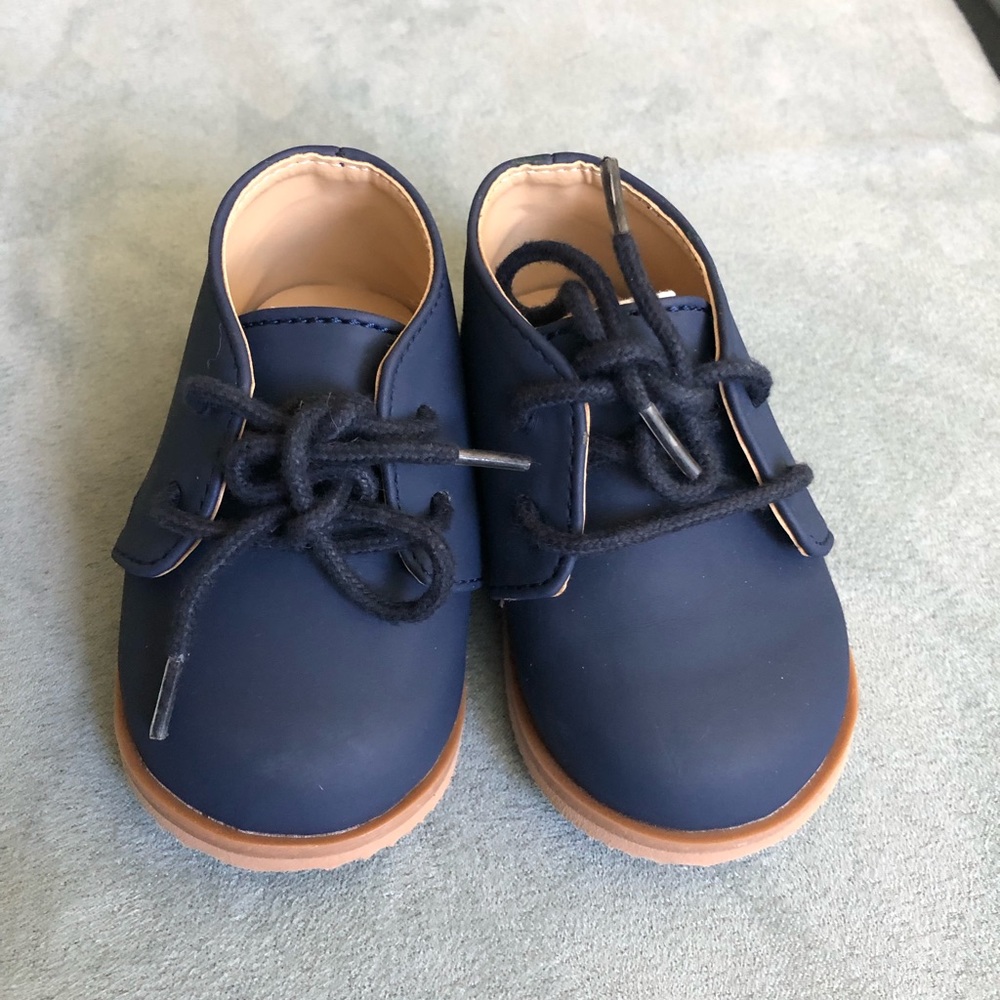 Janie and Jack navy leather baby boots size 6-12 months